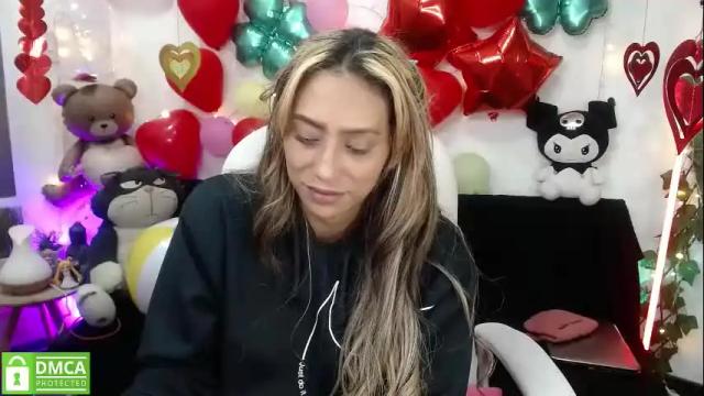 Image 10 of salome_drasin Stream on Chaturbate on 5 days ago