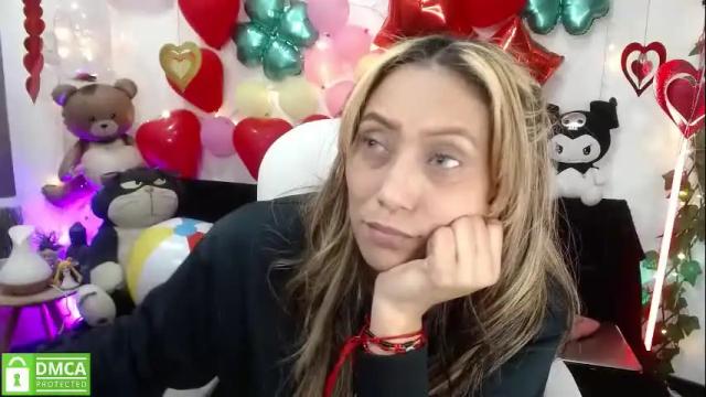 Image 4 of salome_drasin Stream on Chaturbate on 5 days ago
