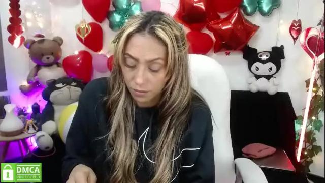 Image 6 of salome_drasin Stream on Chaturbate on 5 days ago