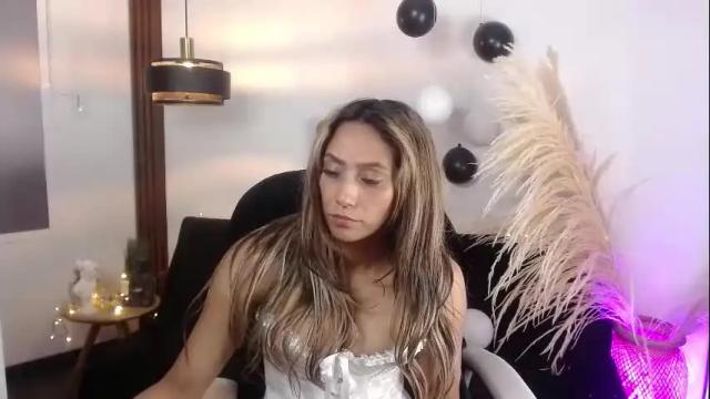 Image 10 of salome_drasin Stream on Chaturbate on 1 month ago