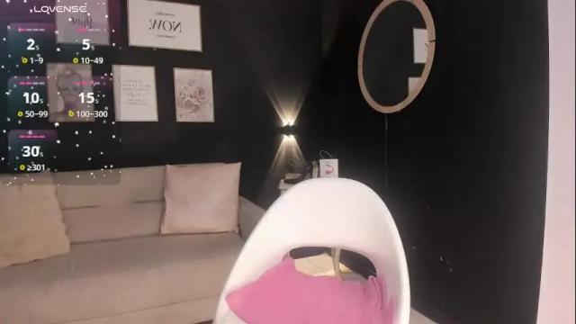 Image 6 of salome_es Stream on Chaturbate on 2 months ago