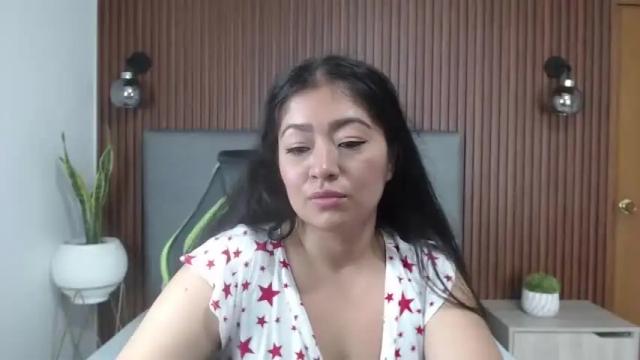Image 11 of salome_jonnesx Stream on Chaturbate on 19 months ago