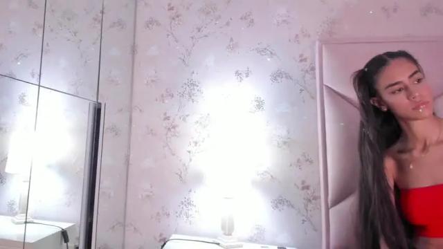 Image 3 of salome_sinclair Stream on Chaturbate on 13 months ago