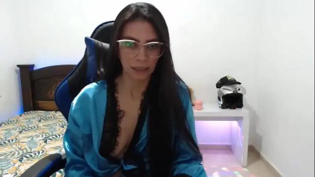Thumbnail 1, salome_sweet4_'s Stream at Chaturbate, 1 month ago