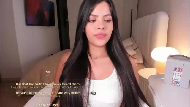 Image 3 of salomee_11 Stream on Chaturbate on 4 months ago