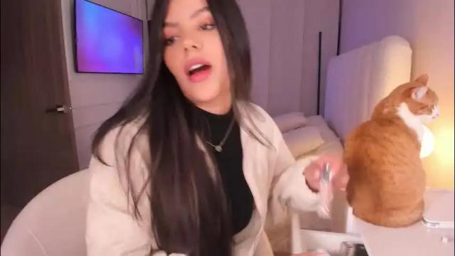 Image 2 of salomee_11 Stream on Chaturbate on 2 months ago