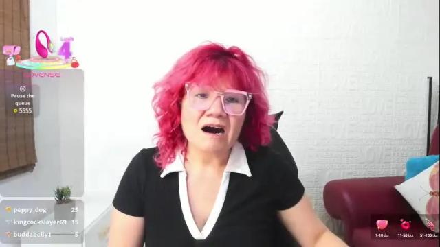 Image 2 of salomee_diazz Stream on Chaturbate on 21 days ago