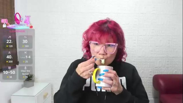 Image 12 of salomee_diazz Stream on Chaturbate on 15 days ago