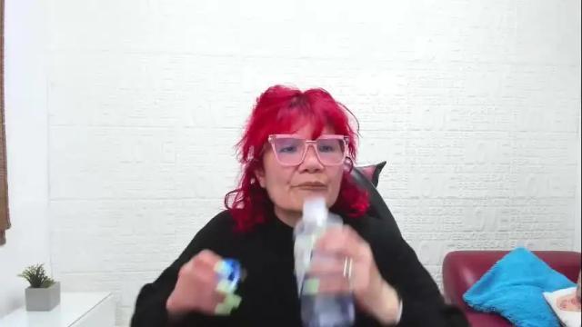 Image 3 of salomee_diazz Stream on Chaturbate on 2 days ago