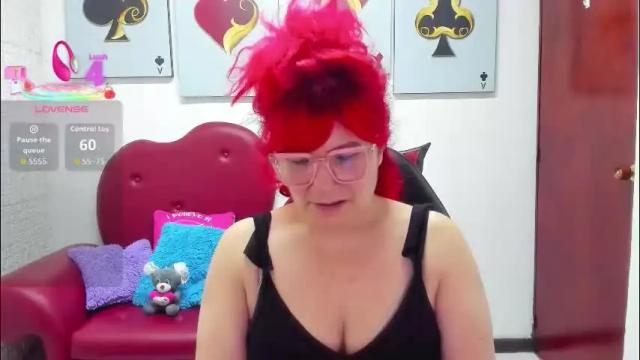 Image 8 of salomee_diazz Stream on Chaturbate on 1 month ago