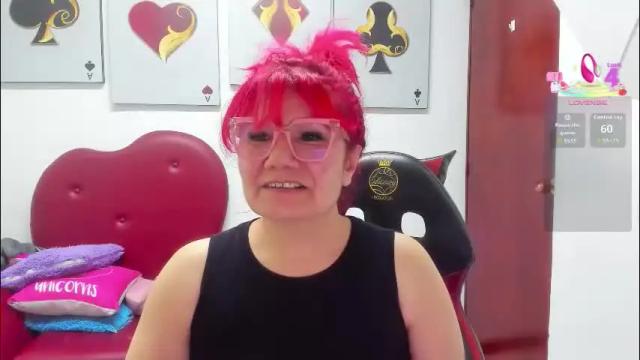 Image 2 of salomee_diazz Stream on Chaturbate on 17 days ago