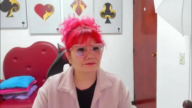 Image 2 of salomee_diazz Stream on Chaturbate on 17 days ago