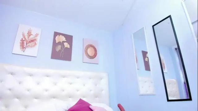 Image 11 of salomee_foxx_ Stream on Chaturbate on 2 months ago