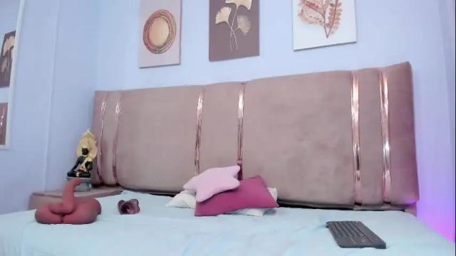 Image 8 of salomee_foxx_ Stream on Chaturbate on 1 month ago
