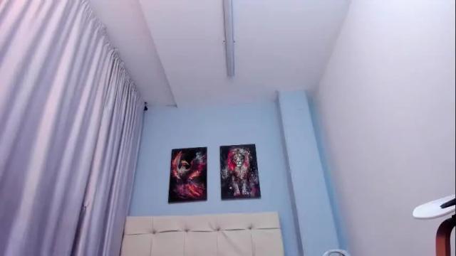 Image 4 of salomee_foxx_ Stream on Chaturbate on 1 month ago