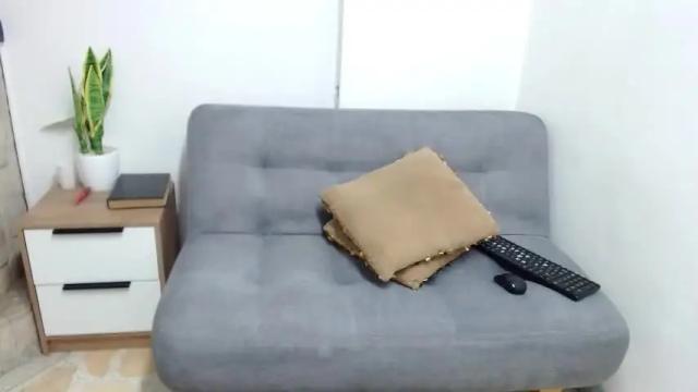 Image 6 of salomejoness_ Stream on Chaturbate on 13 months ago