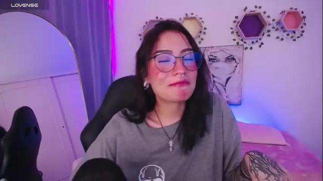Image 3 of salomesaenz_ Stream on Chaturbate on 23 days ago