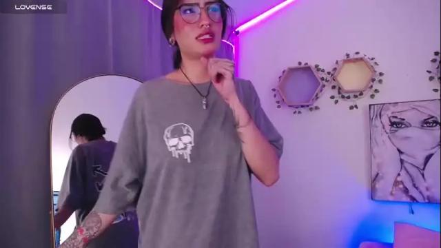 Image 4 of salomesaenz_ Stream on Chaturbate on 23 days ago