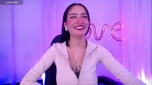 Image 12 of salomesaenz_ Stream on Chaturbate on 17 days ago