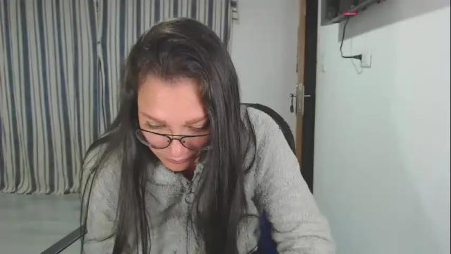 Image 12 of salomesaints Stream on Chaturbate on 4 months ago