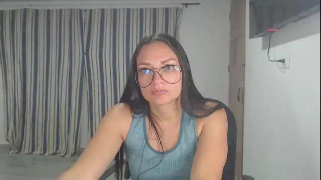 Image 11 of salomesaints Stream on Chaturbate on 2 months ago
