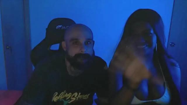 Image 4 of salsasoulmates Stream on Chaturbate on 20 months ago
