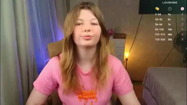 Image 2 of salut_love Stream on Chaturbate on 1 month ago