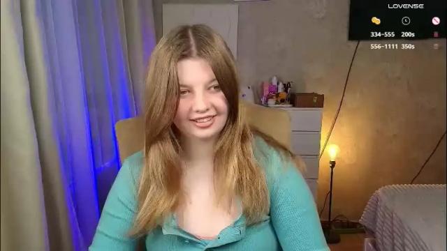 Image 2 of salut_love Stream on Chaturbate on 1 month ago