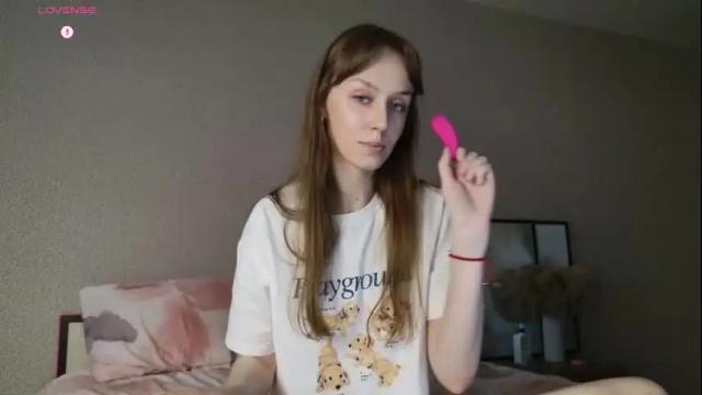Thumbnail 1, salutchristine's Stream at Chaturbate, 2 months ago