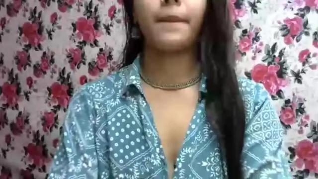 Image 4 of salviya Stream on Chaturbate on 17 months ago