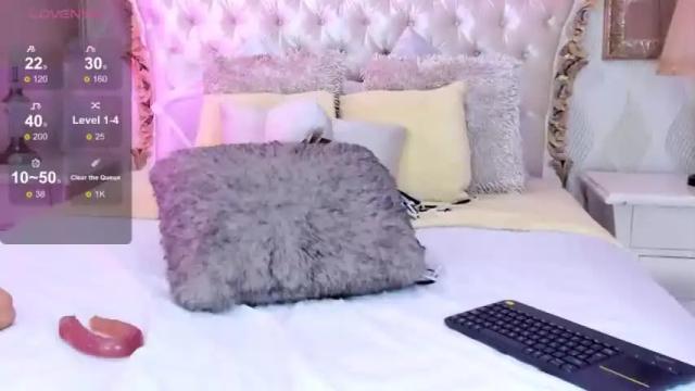 Image 12 of sam_fantasyy Stream on Chaturbate on 14 months ago