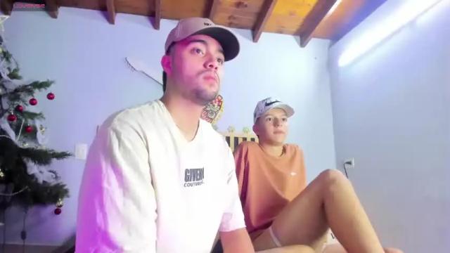 Image 2 of sam_teylor Stream on Chaturbate on 22 months ago