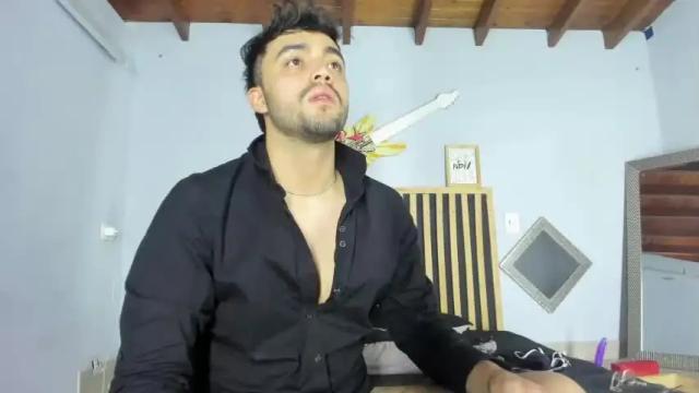 Image 2 of sam_teylor Stream on Chaturbate on 22 months ago