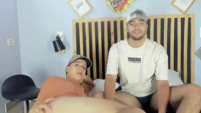 Image 7 of sam_teylor Stream on Chaturbate on 22 months ago