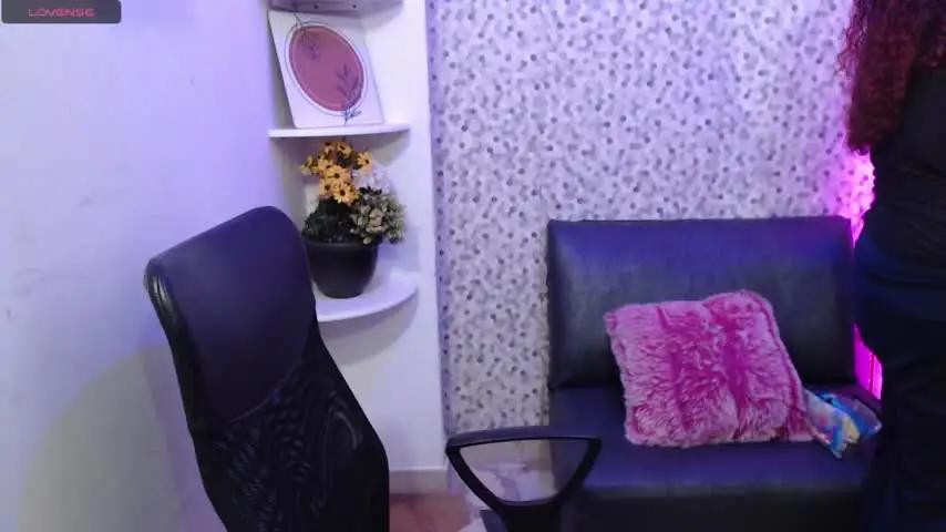 samanntharoberts_ Chaturbate