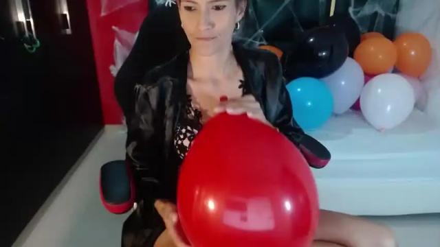 Image 6 of samanta_323 Stream on Chaturbate on 20 months ago