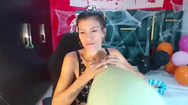 Thumbnail 2, samanta_323's Stream at Chaturbate, 20 months ago