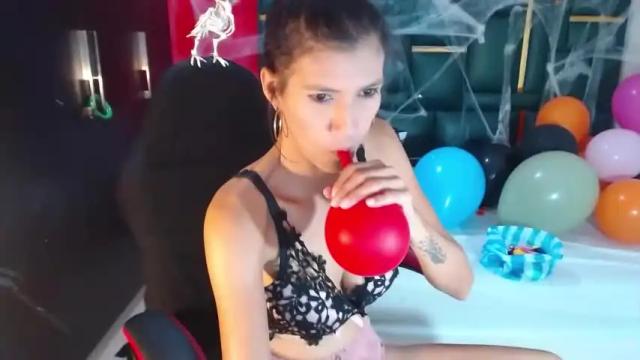 Image 6 of samanta_323 Stream on Chaturbate on 20 months ago