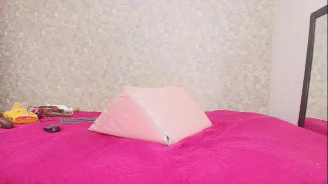 Image 10 of samanta_360 Stream on Chaturbate on 1 month ago