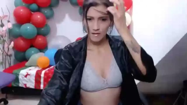 Image 2 of samanta_523 Stream on Chaturbate on 19 months ago