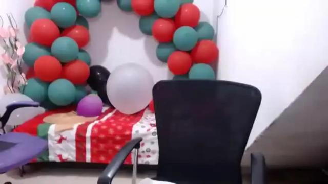 Image 10 of samanta_523 Stream on Chaturbate on 19 months ago
