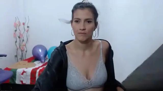 Image 2 of samanta_523 Stream on Chaturbate on 19 months ago