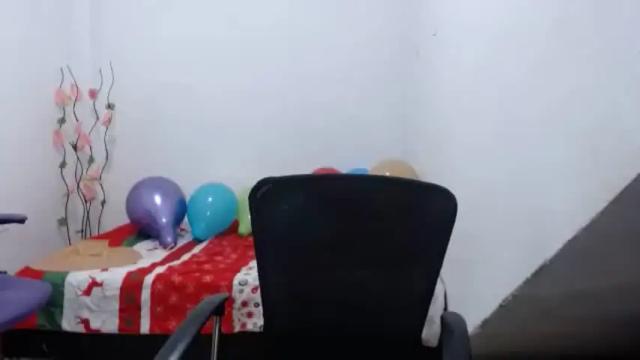 Image 6 of samanta_523 Stream on Chaturbate on 19 months ago