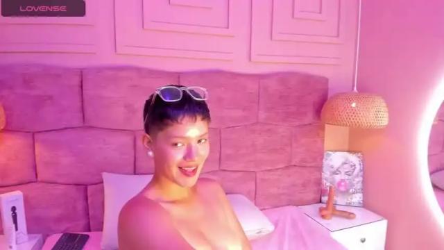 Image 8 of samanta_cruz19 Stream on Chaturbate on 14 months ago