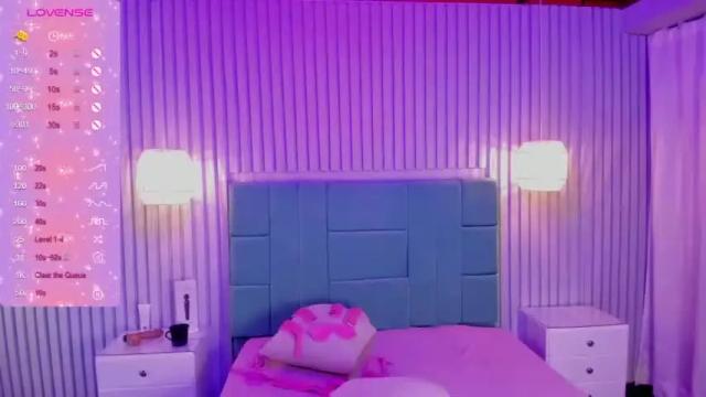 Image 6 of samanta_cruz19 Stream on Chaturbate on 14 months ago
