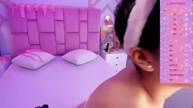Image 10 of samanta_cruz19 Stream on Chaturbate on 13 months ago