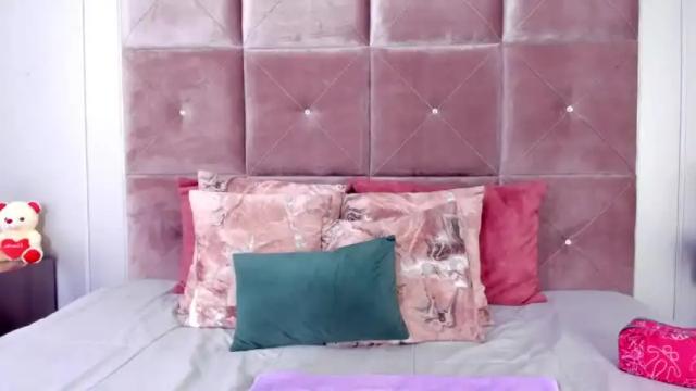 Image 10 of samanta_jonnes03 Stream on Chaturbate on 22 months ago