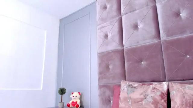 Image 6 of samanta_jonnes03 Stream on Chaturbate on 22 months ago