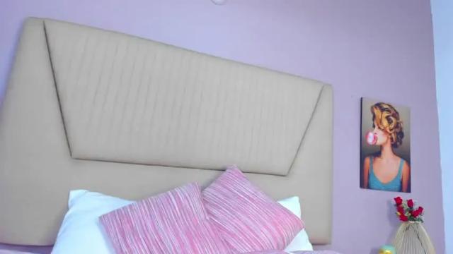 Image 7 of samanta_jonnes03 Stream on Chaturbate on 21 months ago