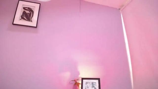 Image 7 of samanta_roberts1 Stream on Chaturbate on 12 months ago